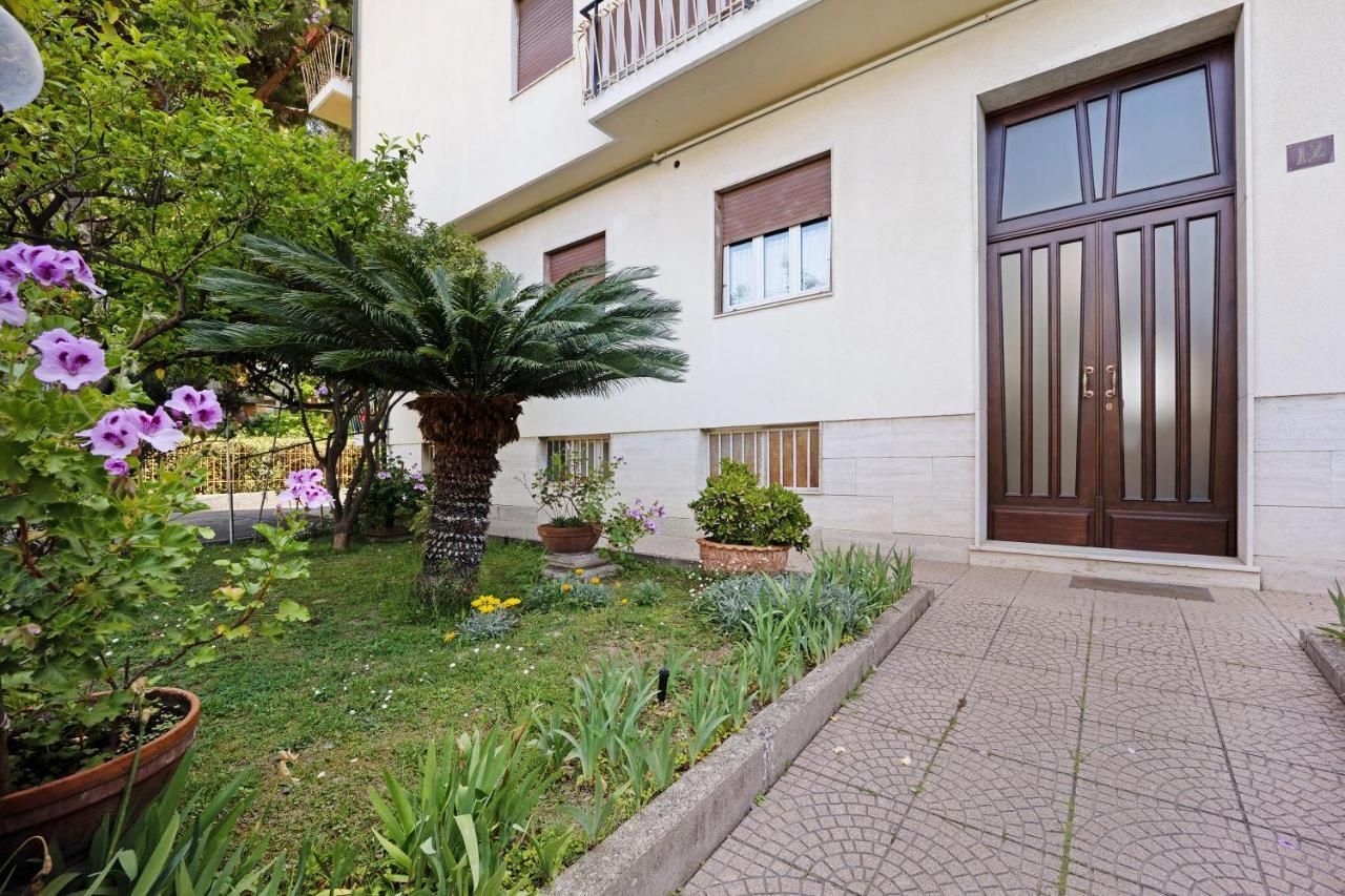 Casa Serena 12 بورديغيرا المظهر الخارجي الصورة